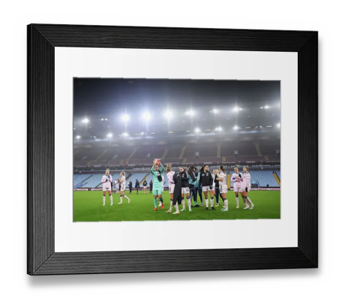 Framed Print : Arsenal Women Triumph over Aston Villa in FA Women's Super League