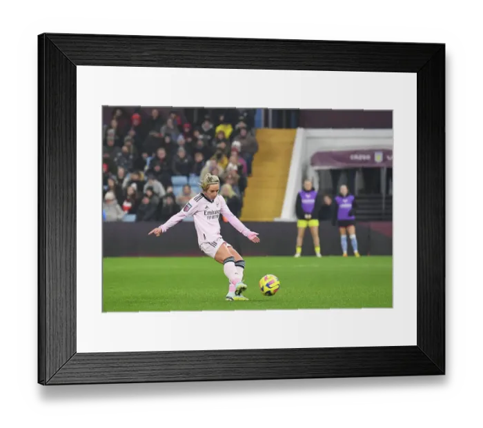 Framed Print : Jordan Nobbs Scores: Arsenal's Triumph Over Aston Villa in December 2022 Barclays Women's Super League
