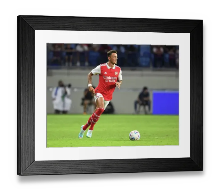 Framed Print : Arsenal vs AC Milan: Dubai Super Cup Showdown, 2022-23 Framed Print : Arsenal vs AC Milan: Dubai Super Cup Showdown, 2022-23