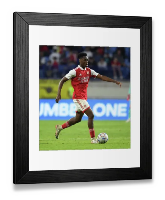 Framed Print : Arsenal vs AC Milan: Dubai Super Cup Showdown, 2022