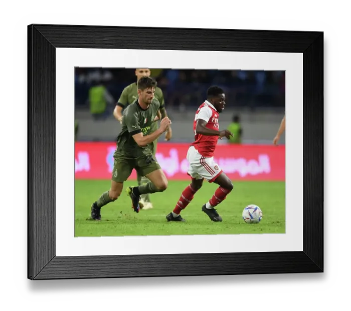 Framed Print : Arsenal vs AC Milan: Dubai Super Cup Clash (2022-23)