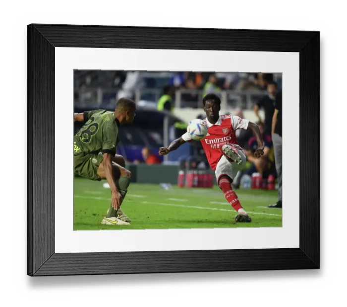 Framed Print : Arsenal vs AC Milan: Dubai Super Cup Clash (2022-23) Framed Print : Arsenal vs AC Milan: Dubai Super Cup Clash (2022-23)