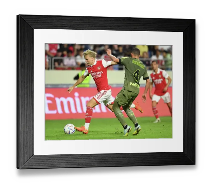 Framed Print : Arsenal vs AC Milan: Dubai Super Cup Clash (2022-23) Framed Print : Arsenal vs AC Milan: Dubai Super Cup Clash (2022-23)
