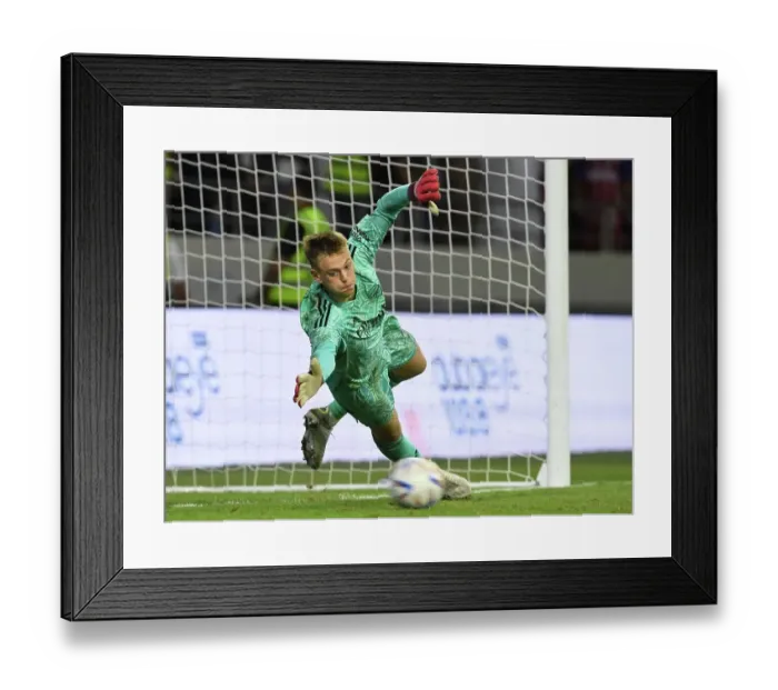 Framed Print : Arsenal vs AC Milan: Dubai Super Cup Showdown, 2022 Framed Print : Arsenal vs AC Milan: Dubai Super Cup Showdown, 2022