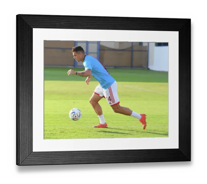 Framed Print : Arsenal v AC Milan: Granit Xhaka Trains Ahead of Dubai Super Cup Showdown