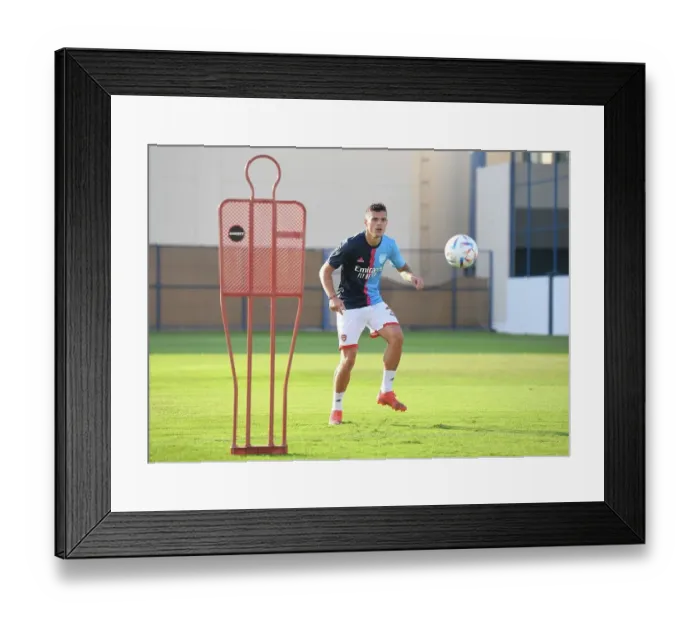 Framed Print : Arsenal FC vs AC Milan: Dubai Super Cup Training Session, 2022