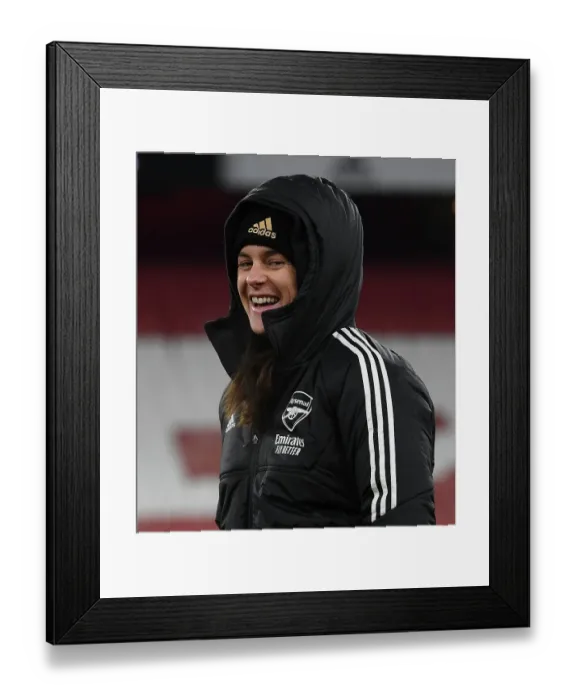 Framed Print : Arsenal FC: Kim Little's Focus Before Arsenal Women vs Olympique Lyonnais - UEFA Women's Champions League (2022-23) Framed Print : Arsenal FC: Kim Little's Focus Before Arsenal Women vs Olympique Lyonnais - UEFA Women's Champions League (2022-23)