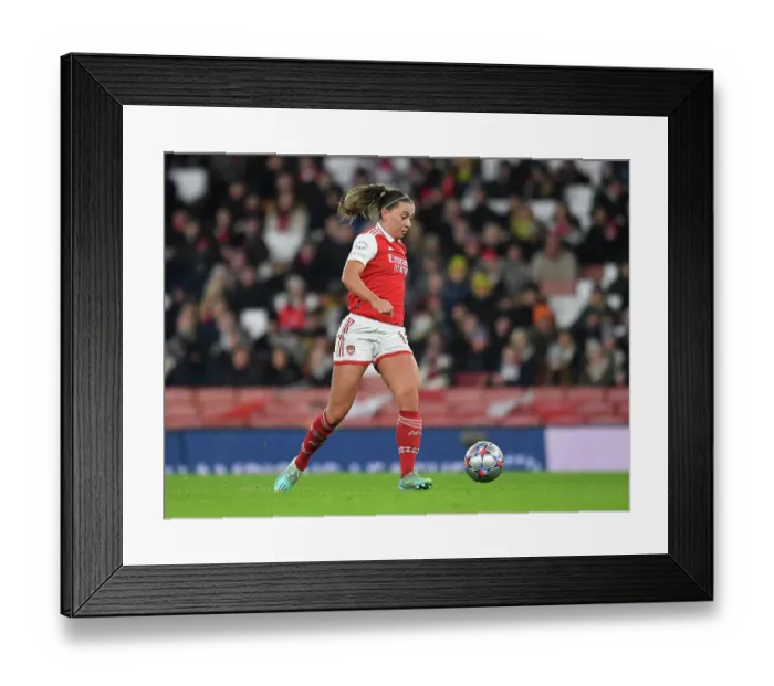 Framed Print : Arsenal's Kim Little: Focused and Determined Ahead of Champions League Showdown Against Olympique Lyonnais (2022-23)