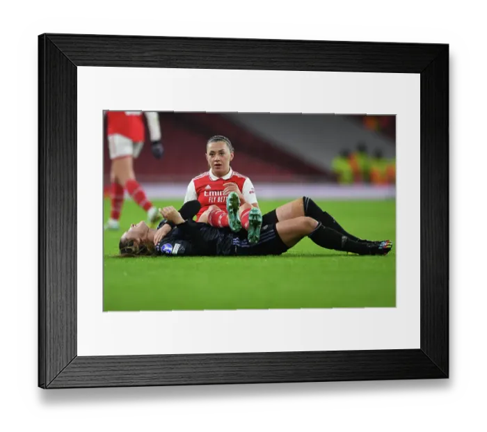 Framed Print : Arsenal FC: Kim Little's Focus and Determination Before Arsenal Women vs Olympique Lyonnais - UEFA Women's Champions League (2022-23)