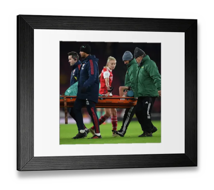 Framed Print : Arsenal's Kim Little: Unwavering Focus Ahead of Arsenal vs Olympique Lyonnais, UEFA Women's Champions League (2022-23) Framed Print : Arsenal's Kim Little: Unwavering Focus Ahead of Arsenal vs Olympique Lyonnais, UEFA Women's Champions League (2022-23)