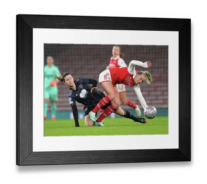 Framed Print : Arsenal's Kim Little Gears Up for UWCL Clash Against Olympique Lyonnais