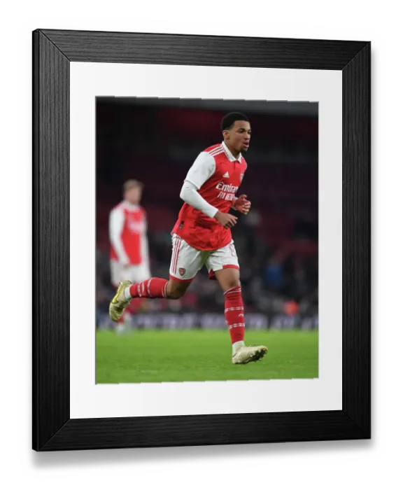 Framed Print : Arsenal's Young Sensation Nwaneri Steals the Show: Arsenal's 2022-23 Friendly Win Against Juventus