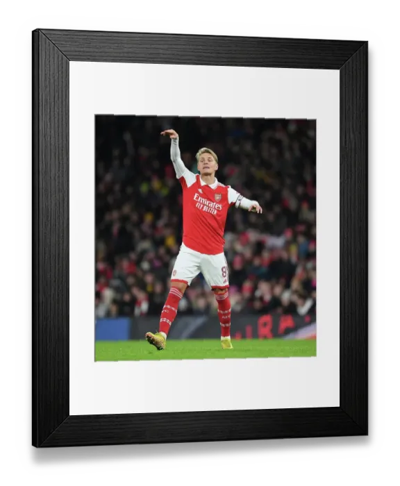 Framed Print : Arsenal vs Juventus: Martin Odegaard Shines at Emirates Stadium, 2022-23