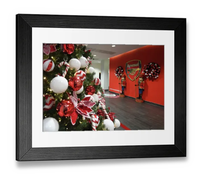Framed Print : Arsenal vs Juventus: Festive Football Rivalry at Emirates Stadium (2022-23) Framed Print : Arsenal vs Juventus: Festive Football Rivalry at Emirates Stadium (2022-23)