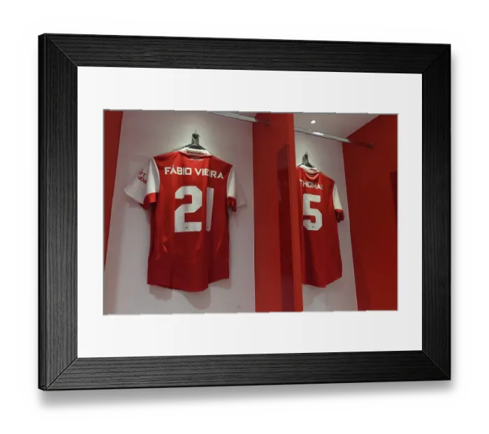 Framed Print : Arsenal vs Juventus: Fabio Vieira's Shirt in Arsenal Changing Room (2022-23) Framed Print : Arsenal vs Juventus: Fabio Vieira's Shirt in Arsenal Changing Room (2022-23)