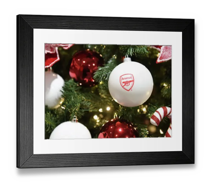 Framed Print : Arsenal vs Juventus: Emirates Stadium's Festive Football Rivalry Framed Print : Arsenal vs Juventus: Emirates Stadium's Festive Football Rivalry