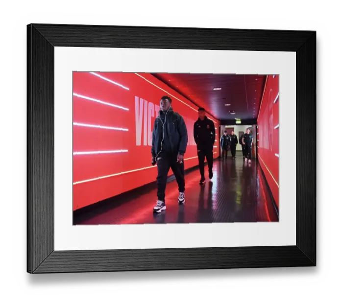 Framed Print : Arsenal vs Juventus: 2022-23 Pre-Season Clash at Emirates Stadium