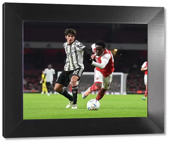 Arsenal vs Juventus: Cozier-Duberry Outmaneuvers Barbieri in 2022-23 Friendly