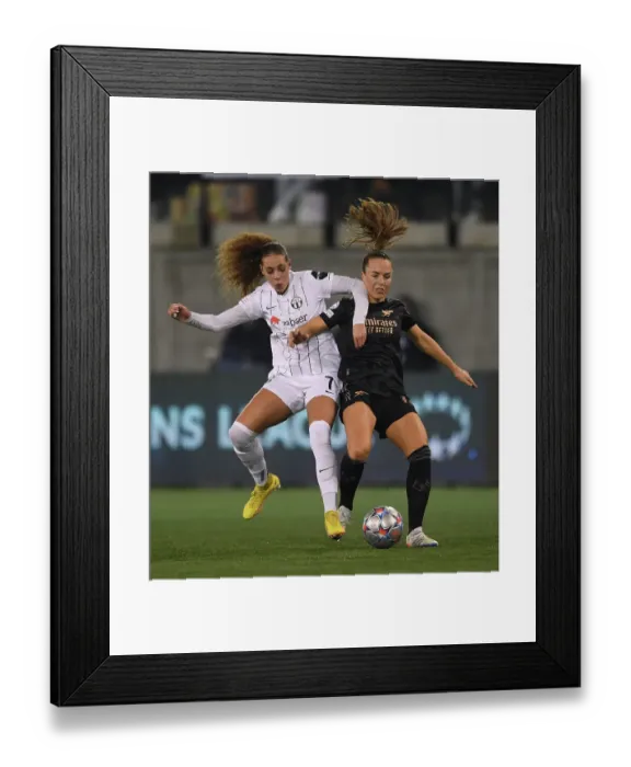 Framed Print : Arsenal vs. FC Zurich Women: UEFA Champions League Clash in Schaffhausen