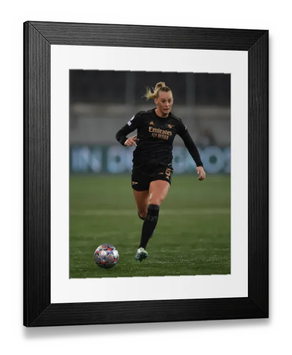 Framed Print : Arsenal Women Battle FC Zurich in UEFA Champions League Group C Showdown