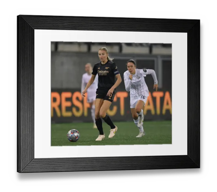 Framed Print : Arsenal Women Battle FC Zurich in UEFA Champions League Showdown