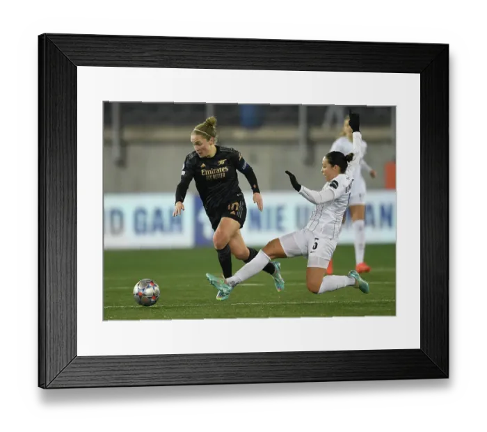 Framed Print : Kim Little vs. Vanessa Bernauer: Arsenal Women Battle FC Zürich in UEFA Champions League Showdown