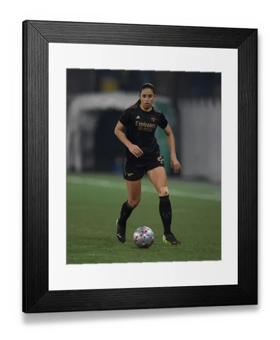 Framed Print : Arsenal Women Battle FC Zürich in UEFA Champions League Showdown