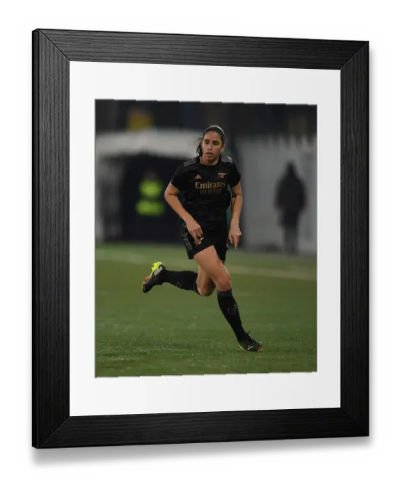 Framed Print : Arsenal Women Battle FC Zürich in UEFA Champions League Showdown