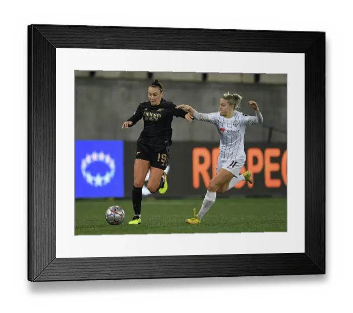 Framed Print : Arsenal Women vs. FC Zurich: Clash in the UEFA Champions League