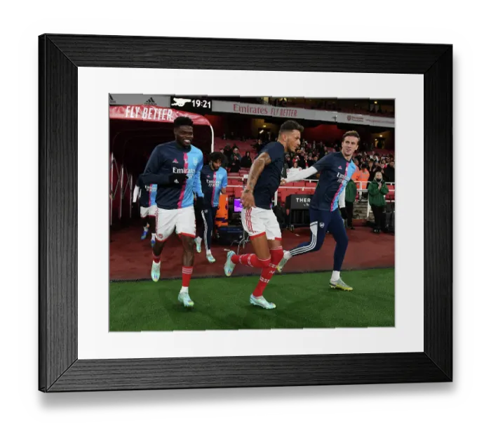 Framed Print : Arsenal's Thomas Partey, Ben White, and Rob Holding Prepare for West Ham Clash (2022-23)