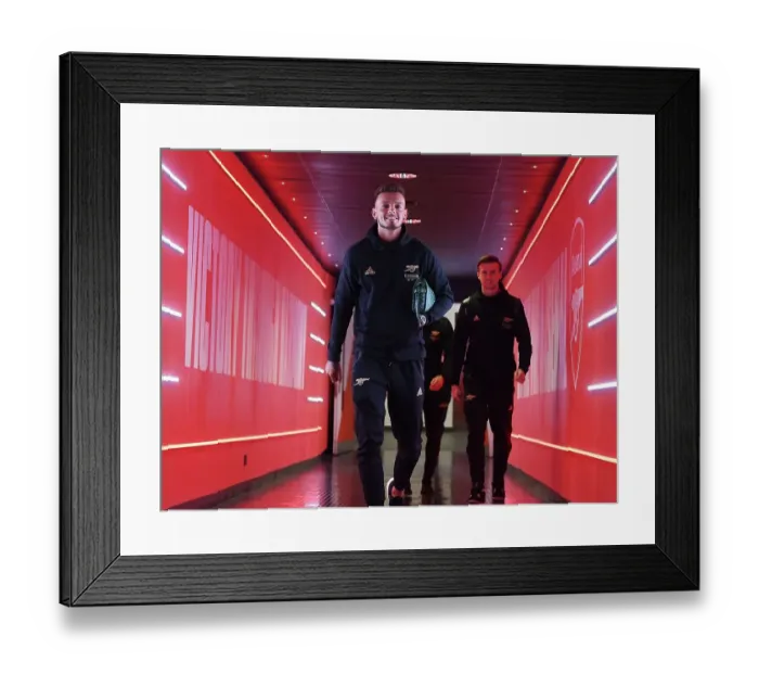 Framed Print : Arsenal's Ben White Gears Up for Arsenal v West Ham United Clash in the Premier League (2022-23) Framed Print : Arsenal's Ben White Gears Up for Arsenal v West Ham United Clash in the Premier League (2022-23)