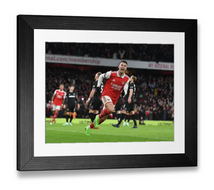 Framed Print : Martinelli's Brace: Arsenal Tops West Ham in Premier League Clash Framed Print : Martinelli's Brace: Arsenal Tops West Ham in Premier League Clash