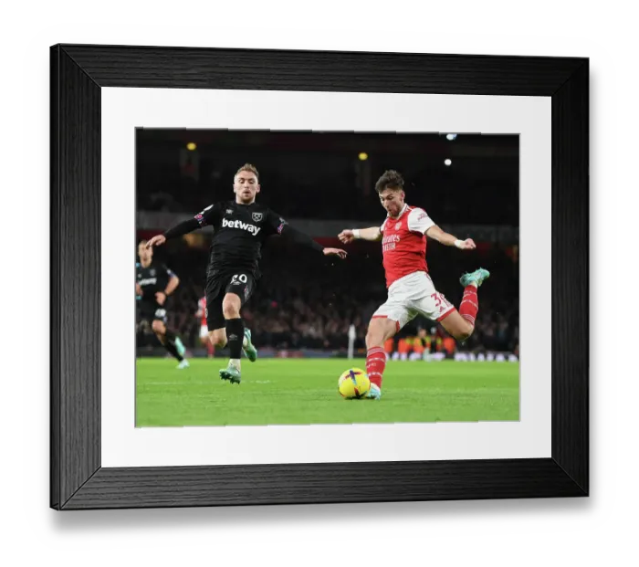 Framed Print : Arsenal's Kieran Tierney in Action: Arsenal vs West Ham United (Premier League 2022-23)