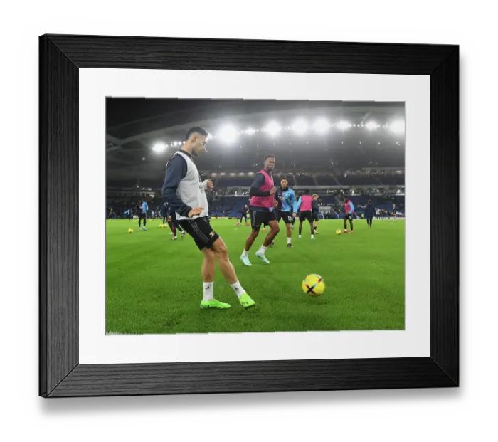 Framed Print : Arsenal's Gabriel Martinelli Warms Up Ahead of Brighton Clash - Premier League 2022-23 Framed Print : Arsenal's Gabriel Martinelli Warms Up Ahead of Brighton Clash - Premier League 2022-23