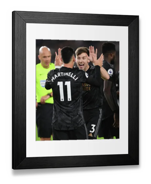 Framed Print : Martinelli's Brace: Arsenal's 4-0 Thrashing of Brighton in Premier League (2022-23)