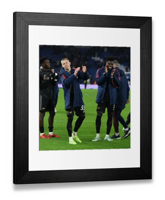 Framed Print : Arsenal's Zinchenko Celebrates Victory with Fans after Premier League Match vs Brighton, 2022-23