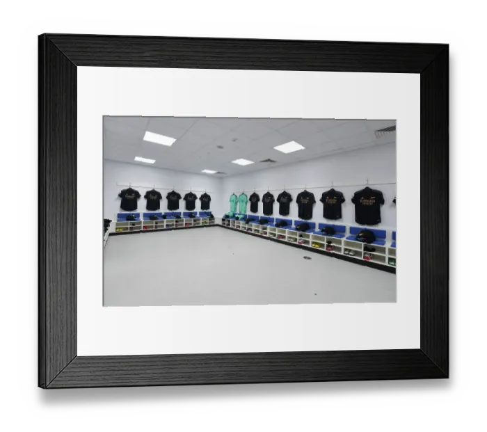 Framed Print : Arsenal FC: Pre-Match Huddle at Brighton & Hove Albion's American Express Community Stadium, Premier League 2022-23