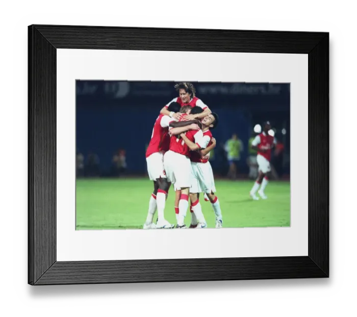 Framed Print : Robin van Persie celebrates scoring the 2nd Arsenal goal with Cesc Fabregas Framed Print : Robin van Persie celebrates scoring the 2nd Arsenal goal with Cesc Fabregas