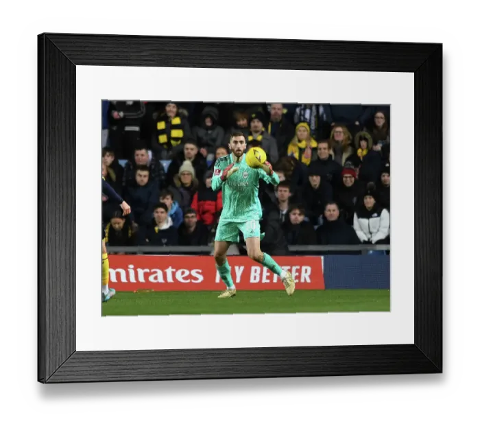 Framed Print : Arsenal's Matt Turner Shines in FA Cup Clash Against Oxford United (2023)