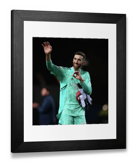 Framed Print : Arsenal's FA Cup Triumph: Oxford United vs Arsenal