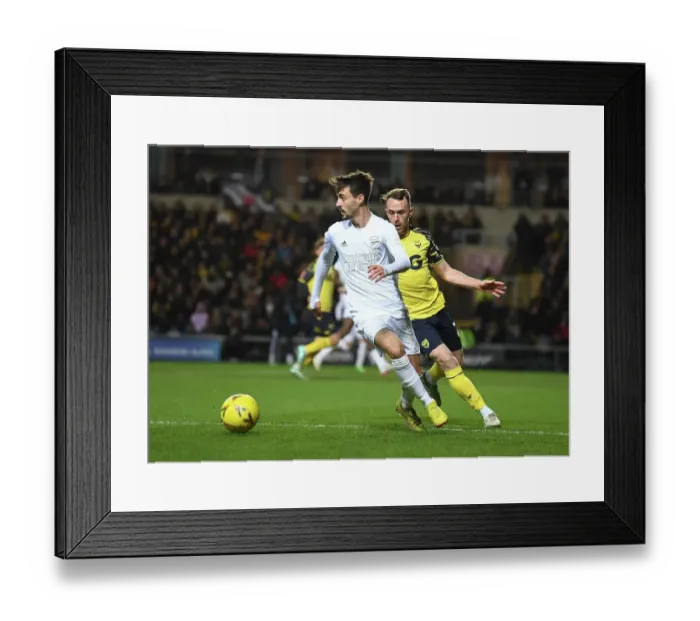 Framed Print : Fabio Vieira Shines: Arsenal Advances in FA Cup with Victory over Oxford United Framed Print : Fabio Vieira Shines: Arsenal Advances in FA Cup with Victory over Oxford United