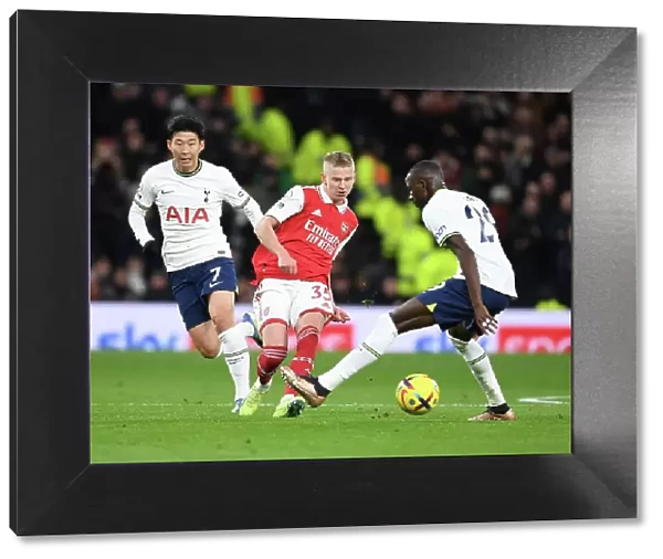 Arsenal's Zinchenko in Action: Battle of London - Arsenal vs. Tottenham (2022-23) Premier League Clash