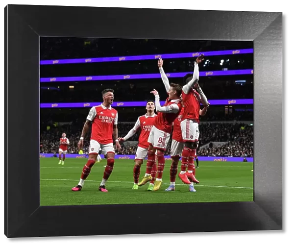 Arsenal Celebrate Bukayo Saka's Goal Against Tottenham Hotspur in 2022-23 Premier League