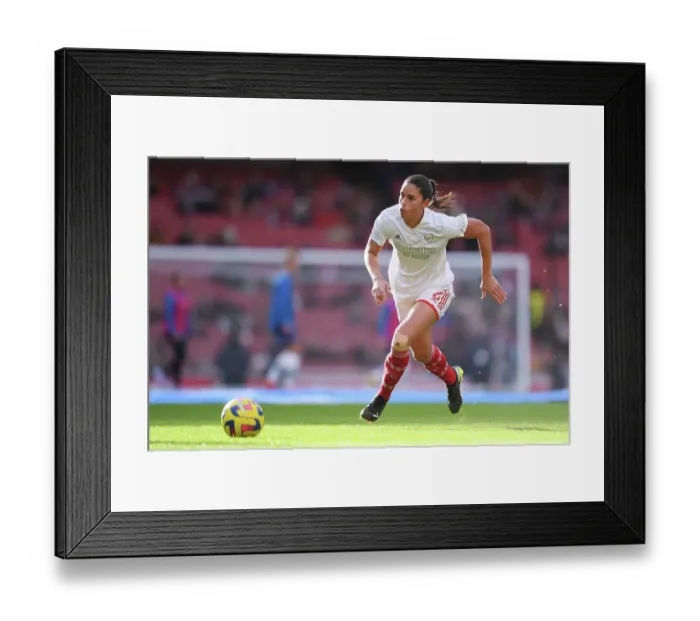 Framed Print : Arsenal's Rafaelle Souza Gears Up for FA WSL Showdown Against Chelsea at Emirates Stadium