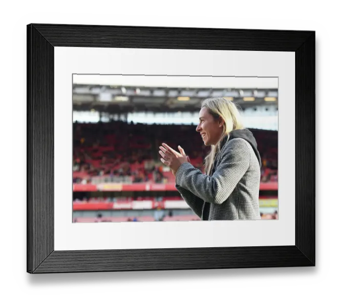 Framed Print : Arsenal vs. Chelsea: Barclays Women's Super League Clash at Emirates Stadium