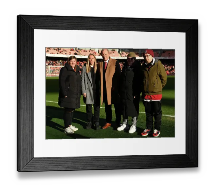 Framed Print : Arsenal Women's Team: Jordan Nobbs and Vic Akers Receive Awards against Chelsea in FA Women's Super League Match
