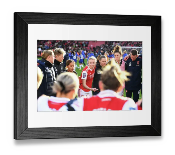 Framed Print : Leah Williamson's Emotional Reaction: Arsenal Women vs Chelsea Women Clash at Emirates Stadium