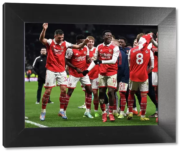 Arsenal Celebrate Victory: Tottenham Hotspur vs Arsenal FC, Premier League 2022-23
