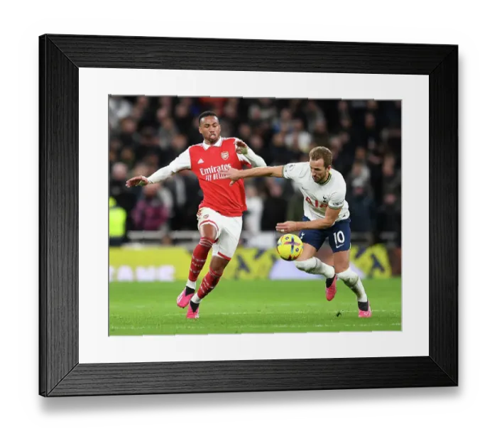 Framed Print : Martinelli vs Kane: Intense Battle in the Premier League Clash between Tottenham and Arsenal Framed Print : Martinelli vs Kane: Intense Battle in the Premier League Clash between Tottenham and Arsenal