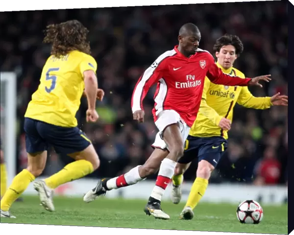 Abou Diaby (Arsenal) Carles Puyol and Lionel Messi (Barcelona). Arsenal 2: 2 Barcelona